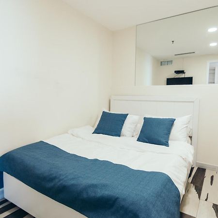Almog Beach Apartments מגדלי חוף הכרמל חיפה Kültér fotó