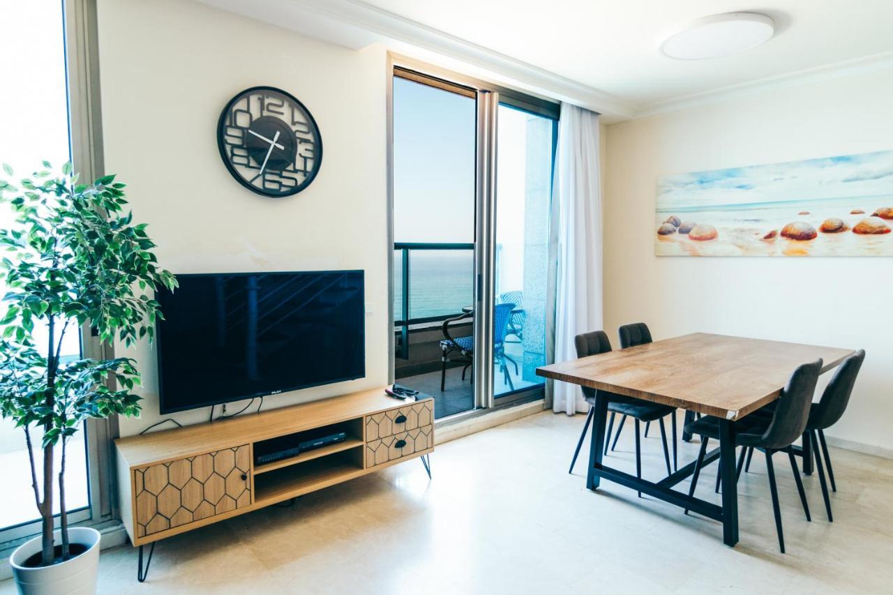 Almog Beach Apartments מגדלי חוף הכרמל חיפה Kültér fotó