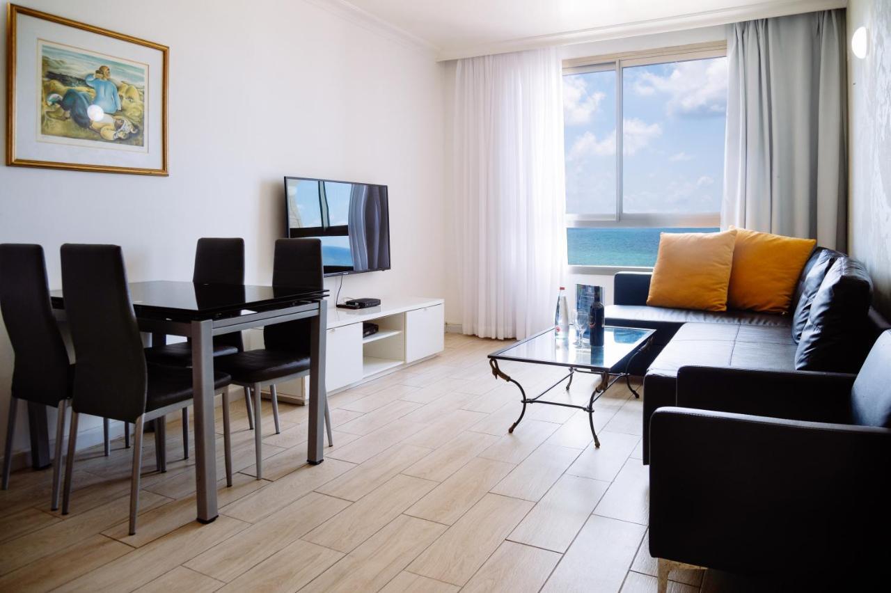 Almog Beach Apartments מגדלי חוף הכרמל חיפה Kültér fotó