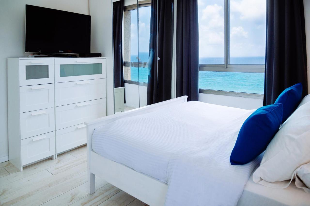 Almog Beach Apartments מגדלי חוף הכרמל חיפה Kültér fotó