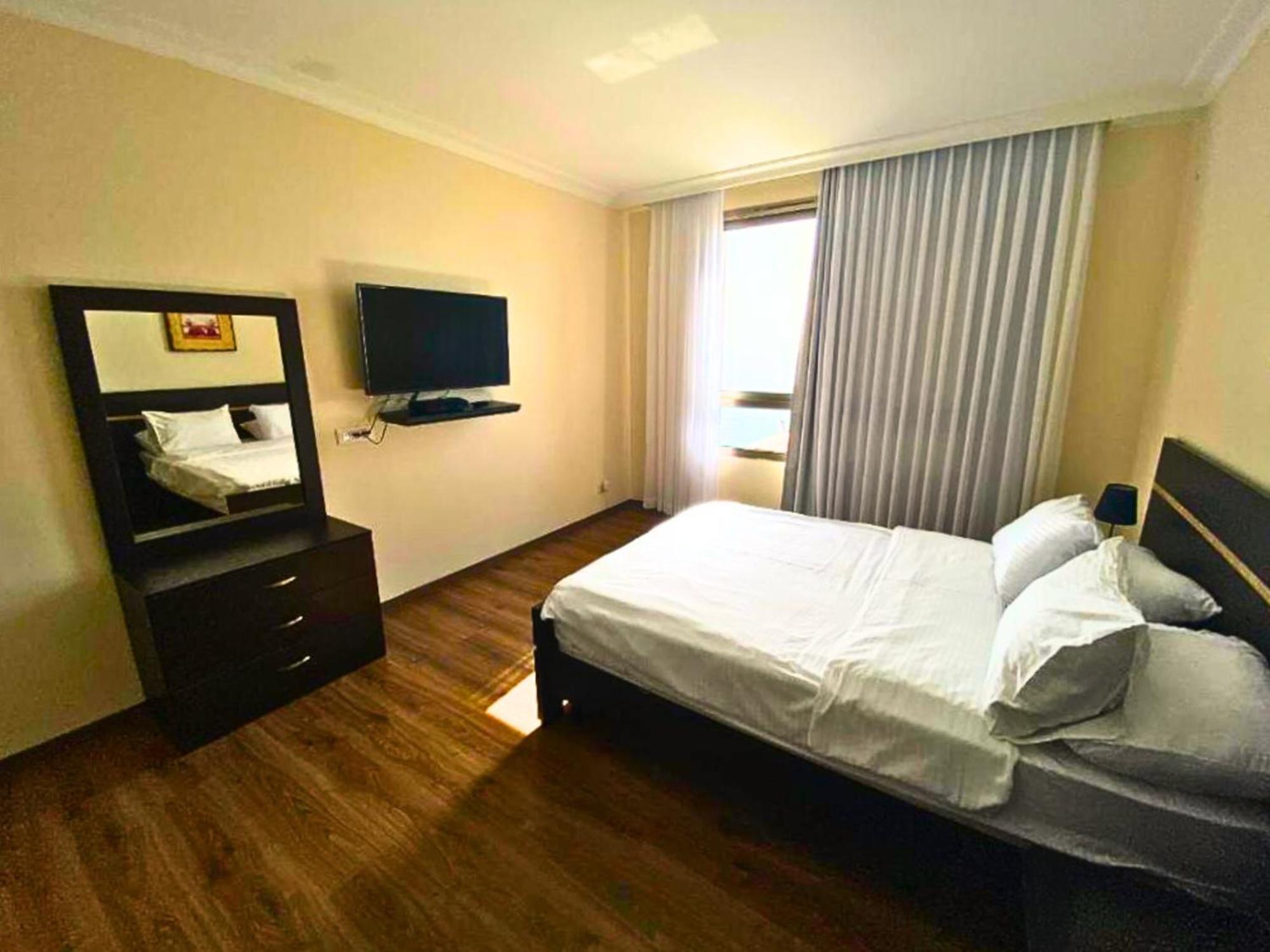 Almog Beach Apartments מגדלי חוף הכרמל חיפה Kültér fotó