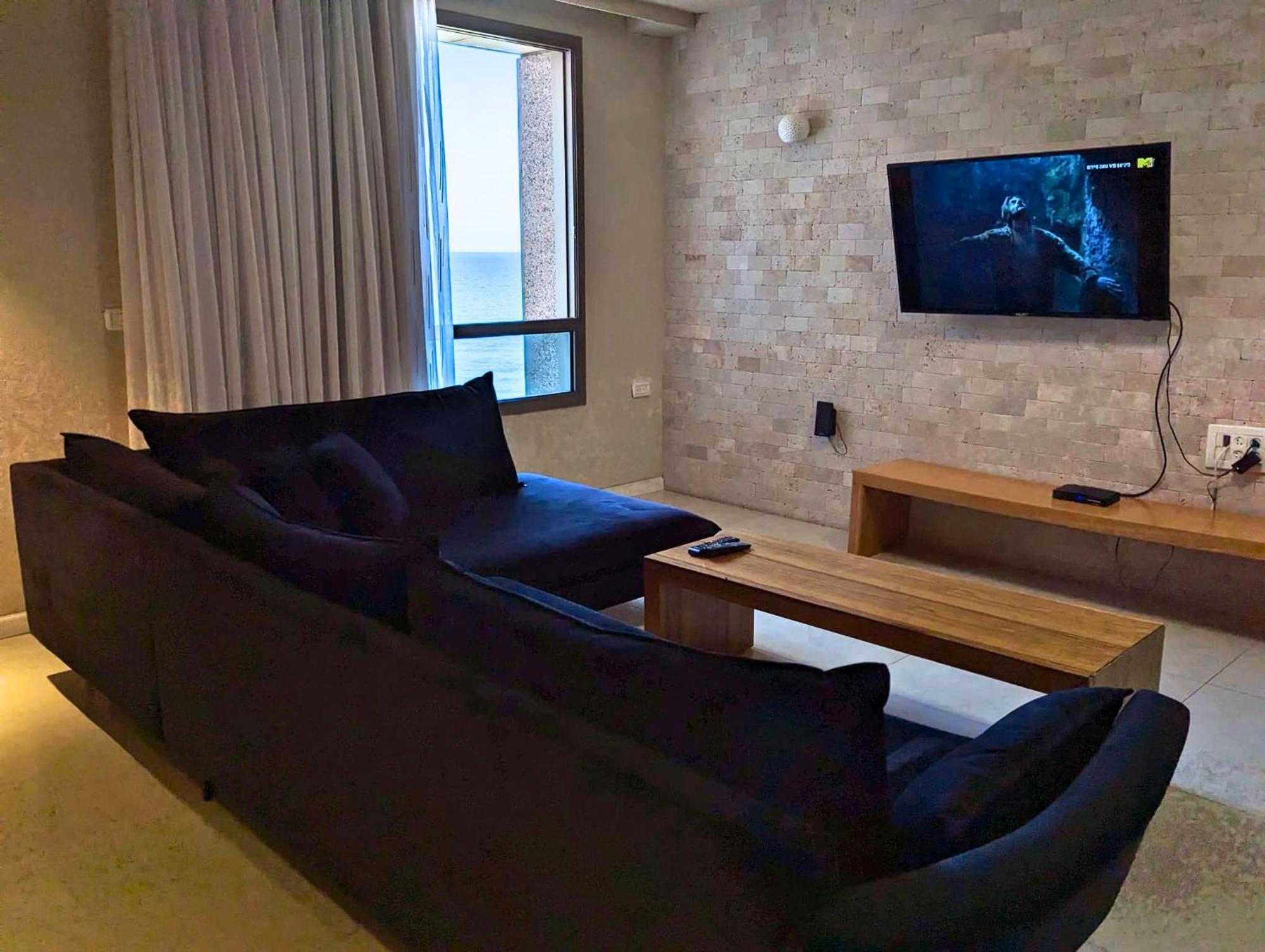 Almog Beach Apartments מגדלי חוף הכרמל חיפה Kültér fotó